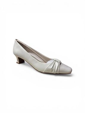 Easy Street Cream Pointed-Toe Midi Heels with Knot Detail